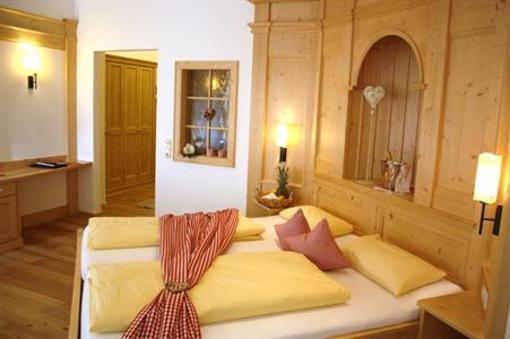 фото отеля Hotel Nesselwanger Hof
