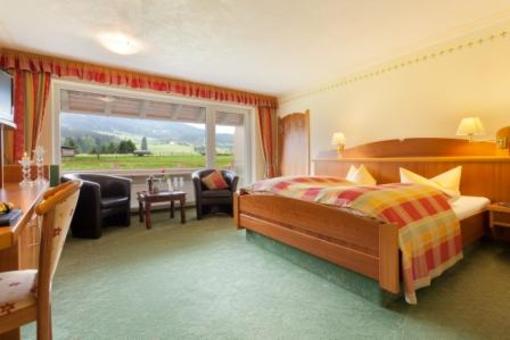 фото отеля Hotel Nesselwanger Hof