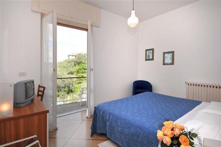 фото отеля Hotel Mediterraneo Lavagna