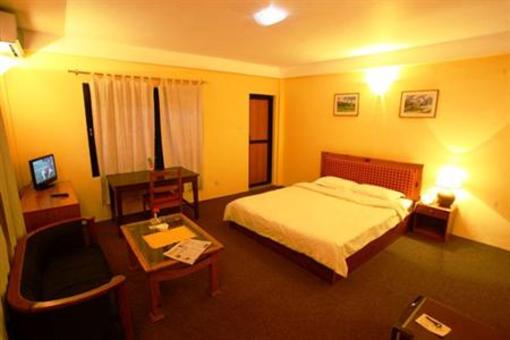 фото отеля Royal Astoria Hotel