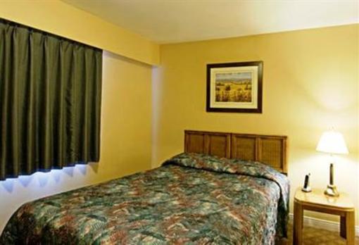 фото отеля Canadas Best Value Inn Prince George