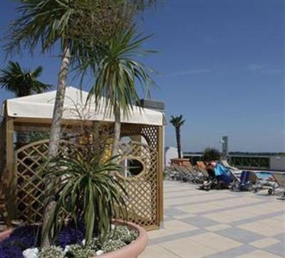 фото отеля Eraclea Palace Hotel