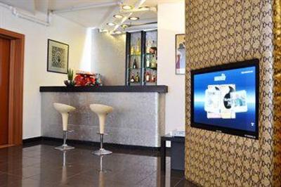 фото отеля Hotel Europa Caserta