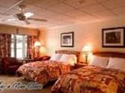 фото отеля Auberge du Lac-a-l'Eau-Claire