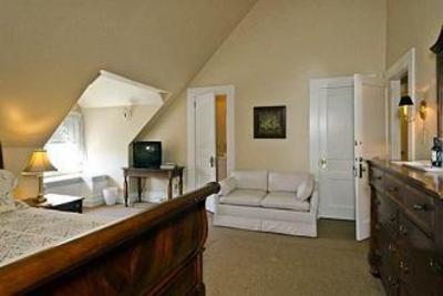 фото отеля The Pack House Inn