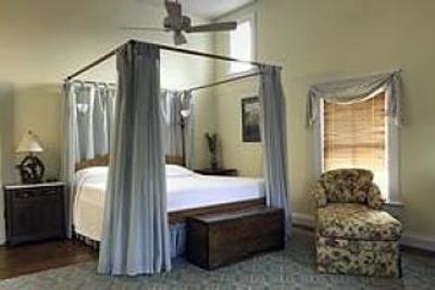 фото отеля The Pack House Inn