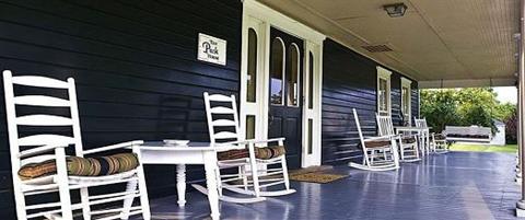 фото отеля The Pack House Inn