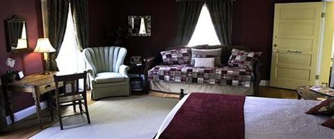 фото отеля The Pack House Inn
