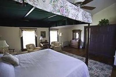 фото отеля The Pack House Inn