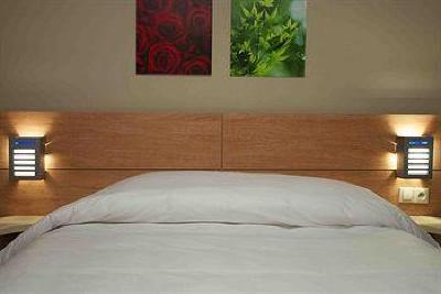 фото отеля Manzil Hotel