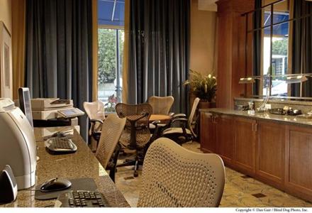 фото отеля Hilton Garden Inn Portsmouth Downtown