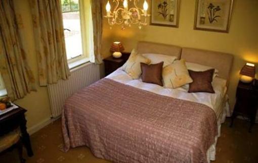 фото отеля Combe House Hotel