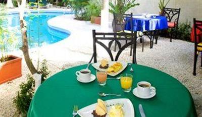 фото отеля Aqualuna Hotel Playa del Carmen