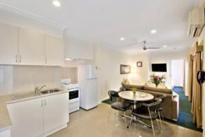 фото отеля Best Western Sundown Motel Resort Canberra