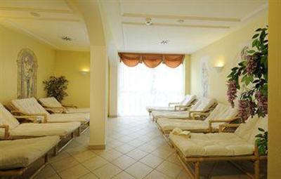 фото отеля Kur- & Sport-Hotel Palace
