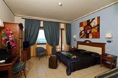 фото отеля Hotel Riva Del Sole Cefalu
