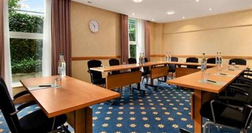 фото отеля Hilton Hotel Croydon London