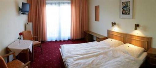 фото отеля Amadeus Pension
