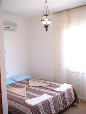 фото отеля Yildirim Guest House