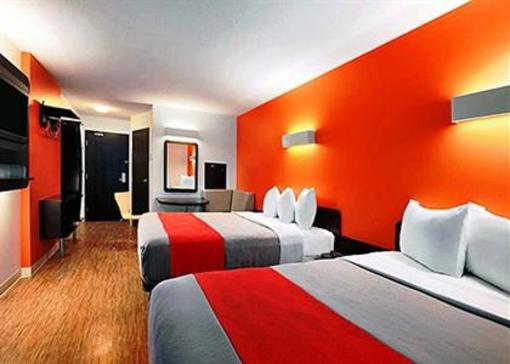 фото отеля Motel 6 Moosomin
