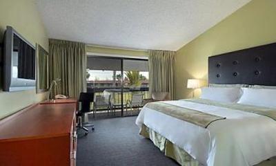 фото отеля Clarion Inn at Arden Village