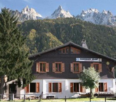 фото отеля Hostel-Chalet-Gite The Chamoniard Volant