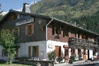 фото отеля Hostel-Chalet-Gite The Chamoniard Volant