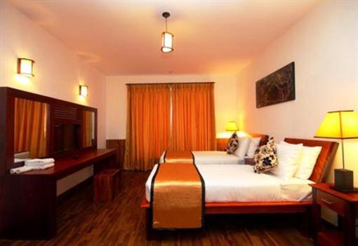 фото отеля Glenfall Reach Hotel