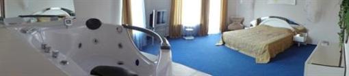 фото отеля Otel Rezident