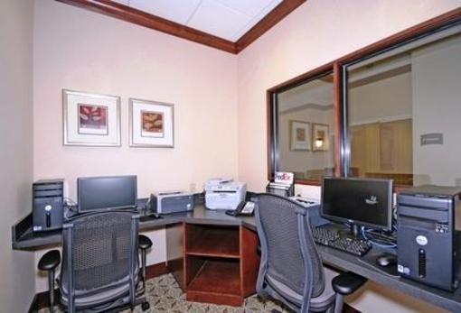 фото отеля Staybridge Suites Columbia (South Carolina)