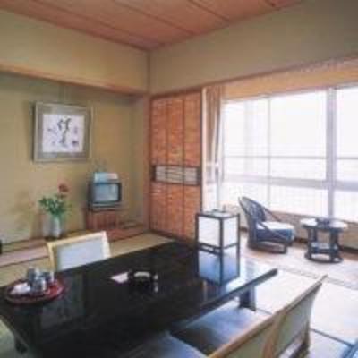 фото отеля Iwakuni Kokusai Kanko Hotel