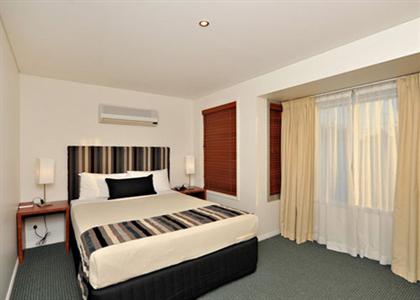 фото отеля Comfort Inn and Suites Northgate Airport