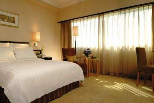 фото отеля New World Shenyang Hotel