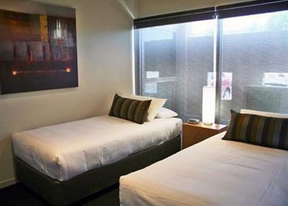 фото отеля Clarion Suites Mullaloo Beach Perth