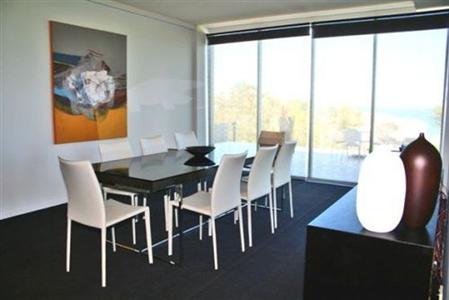 фото отеля Clarion Suites Mullaloo Beach Perth