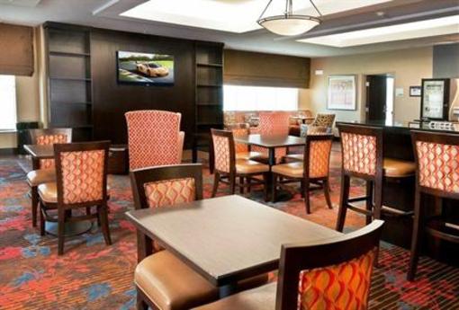 фото отеля Holiday Inn Express Hotel & Suites Pearsall