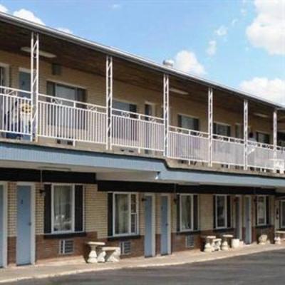 фото отеля Capri Motel Hot Springs