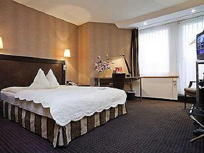 фото отеля Mercure Hotel Europe Basel