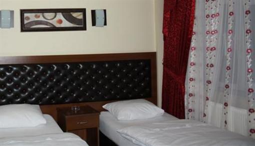 фото отеля Sandikci Hotel