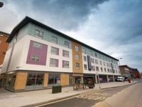 Travelodge Farnborough Central