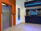 фото отеля Travelodge Farnborough Central