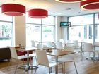 фото отеля Travelodge Farnborough Central