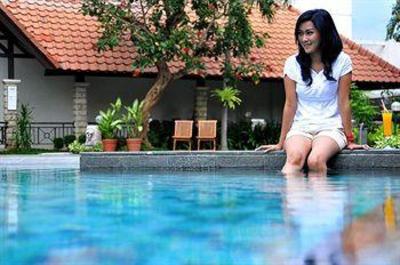 фото отеля Santika Hotel Cirebon