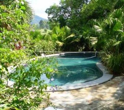 фото отеля Nimbin Rox Backpackers Resort