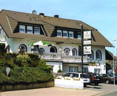 фото отеля Cafe & Restaurant Zum Vischeltal