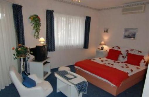 фото отеля Dioszeghy-Villa Siofok