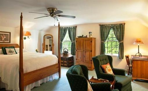 фото отеля Wooden Duck B&B