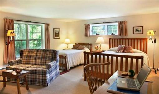фото отеля Wooden Duck B&B