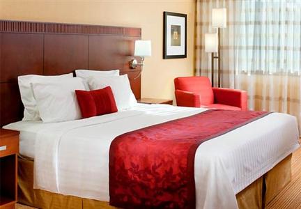 фото отеля Courtyard by Marriott Arlington Rosslyn