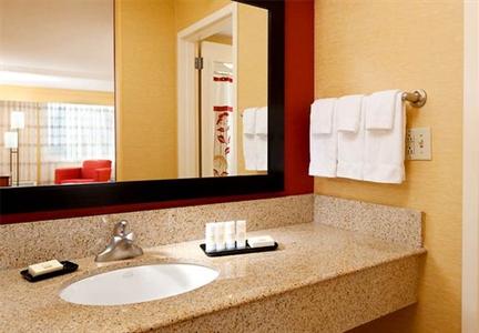 фото отеля Courtyard by Marriott Arlington Rosslyn